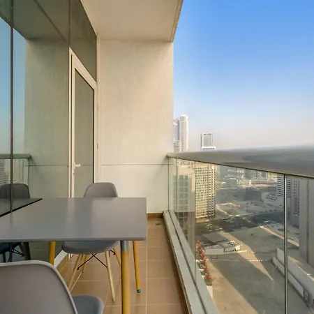 Burj Al Nujoom Downtown, Dubai Mall & Burj Khalifa Exterior photo